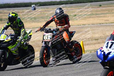 media/Aug-13-2023-CRA (Sun) [[1cfc37a6fb]]/Race 7 600 Supersport/Grid Shots/